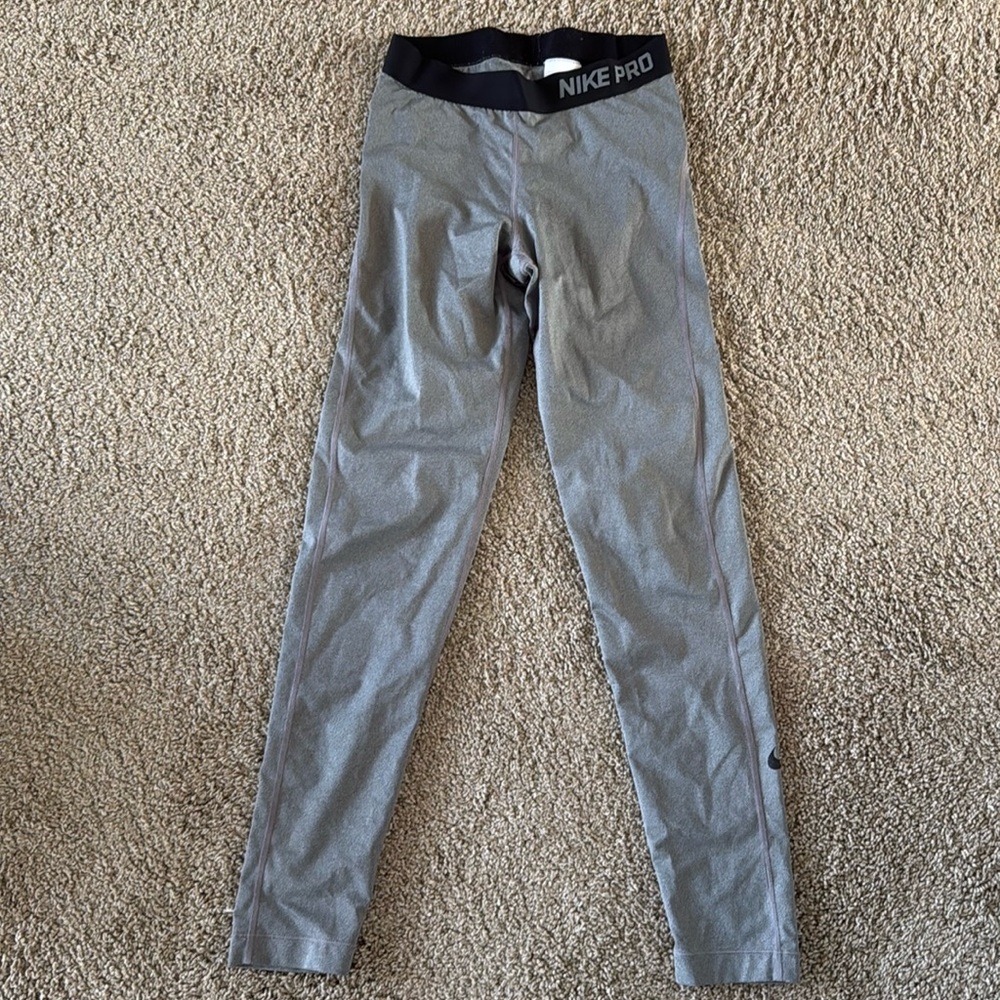 Nike leggings